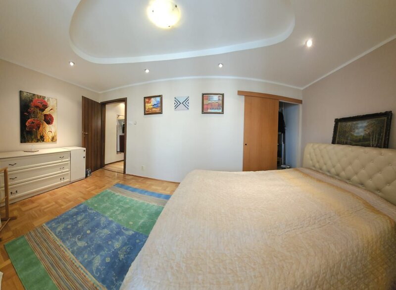 Nerva Traian, central, vanzare 3 camere ideal investitie, mobilat si echipat