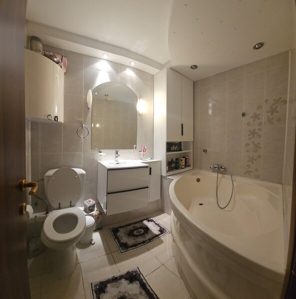 Nerva Traian, central, vanzare 3 camere ideal investitie, mobilat si echipat